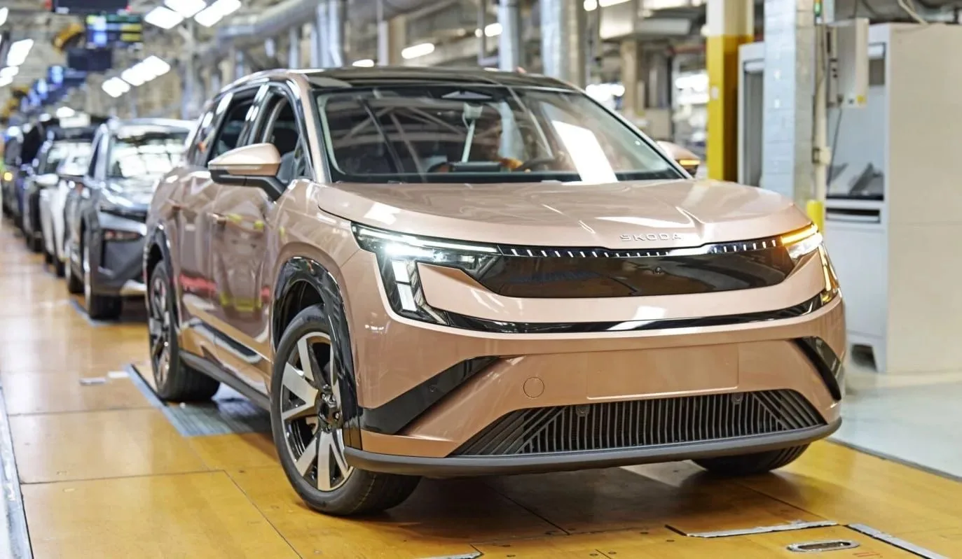 Skoda начала выпуск флагманского электрокроссовера Peaq
