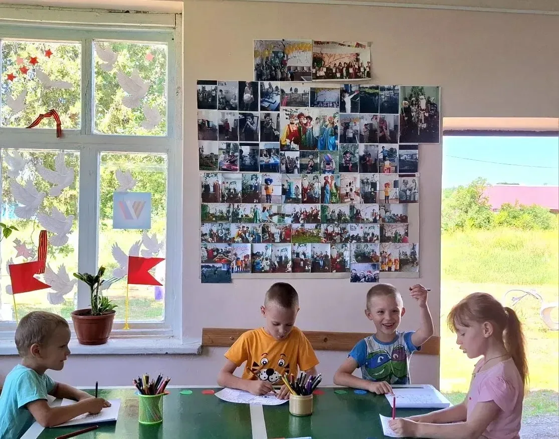 12.06.2026 г. в филиале "Клуб с. Александровка" состоялась праздничная развлекательная программа, по