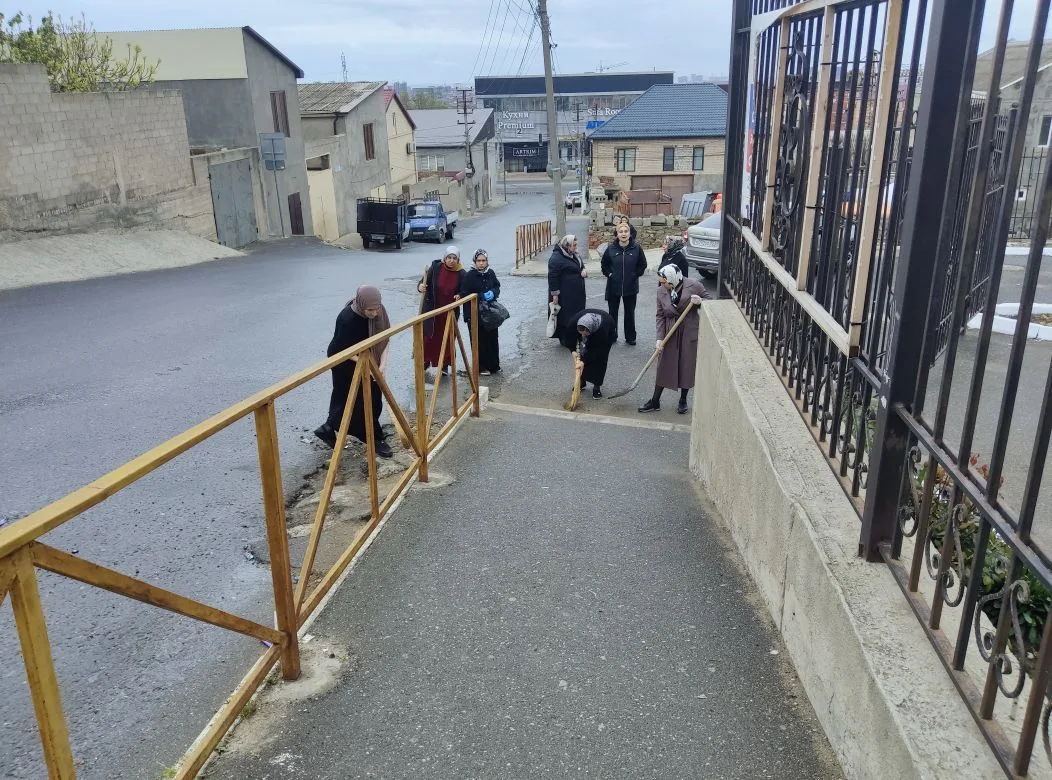 В рамках Всероссийского экологического субботника  сегодня в  школе  прошёл традиционный субботник п