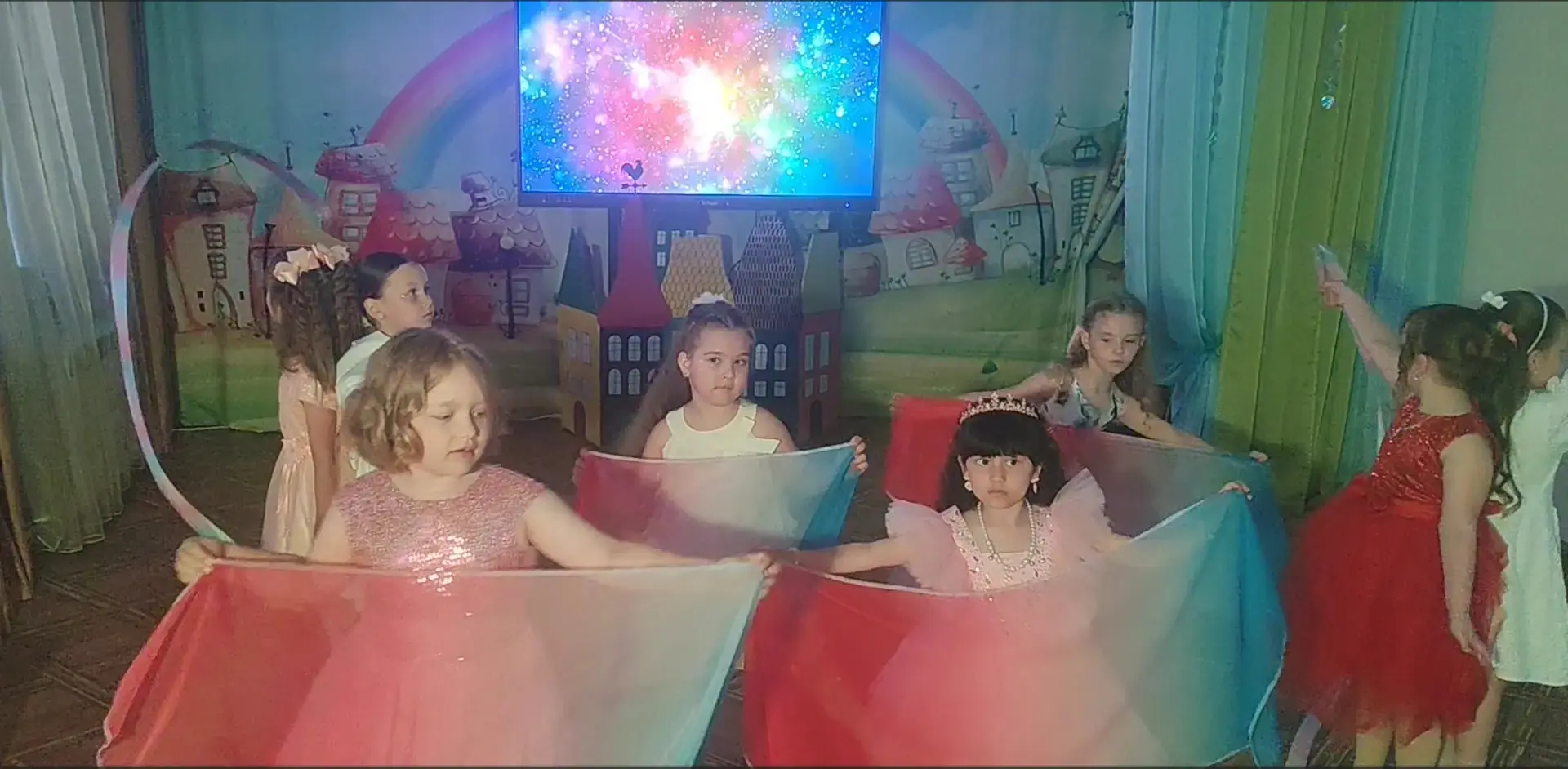 В нашем детском саду состоялся по-настоящему волшебный и трогательный выпускной праздни...