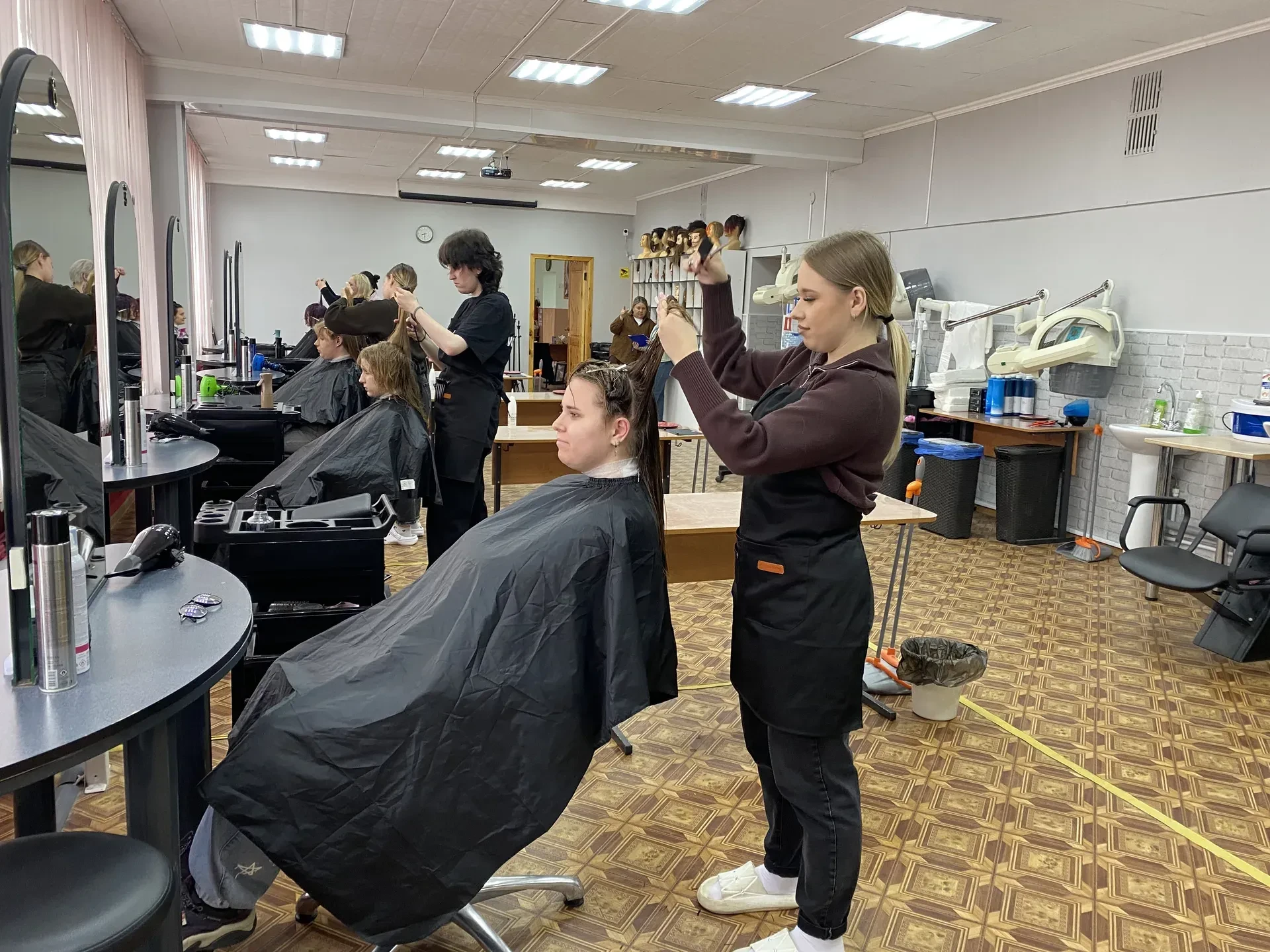 📅 2 июня стартовал выпускной демонстрационный экзамен у группы 3ТИК (специальность "Технологии инду