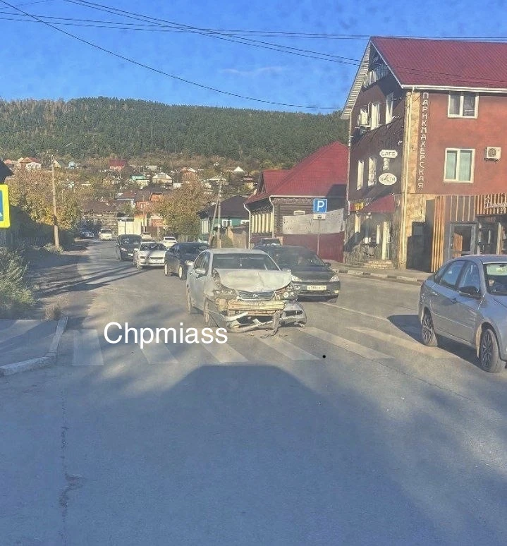 В строй части города на Детском переулке произошло ДТП.