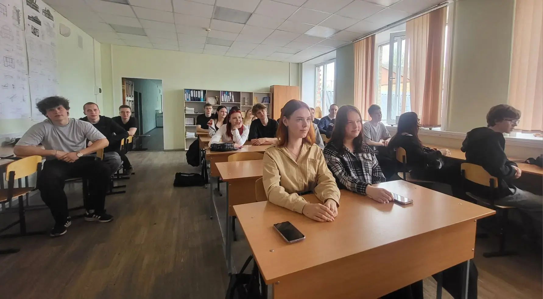 🔹 Традиции и важные разговоры  🇷🇺 Сегодня состоялась традиционная церемония поднятия государственных