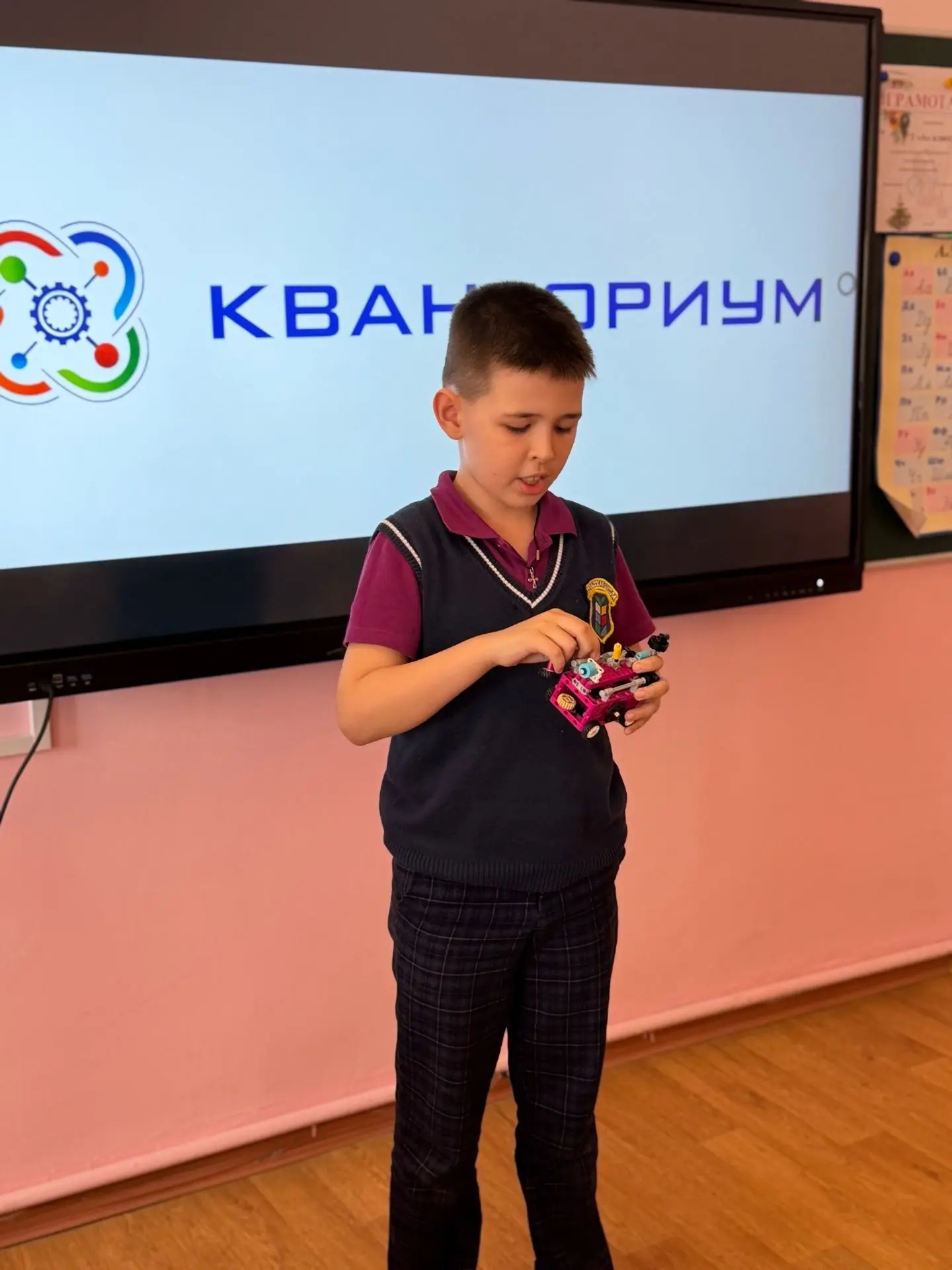 Мобильный технопарк «Кванториум» завершил свою работу в МБОУ "Спасская средняя школа"

В этом учебно