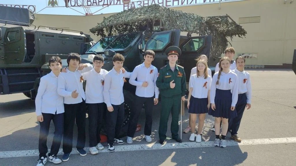 Поздравляем команду «БШЛ - Зарница», ребят из 8-ых классов: Трунова Егора, Кудинова Илью, Хизриева Х