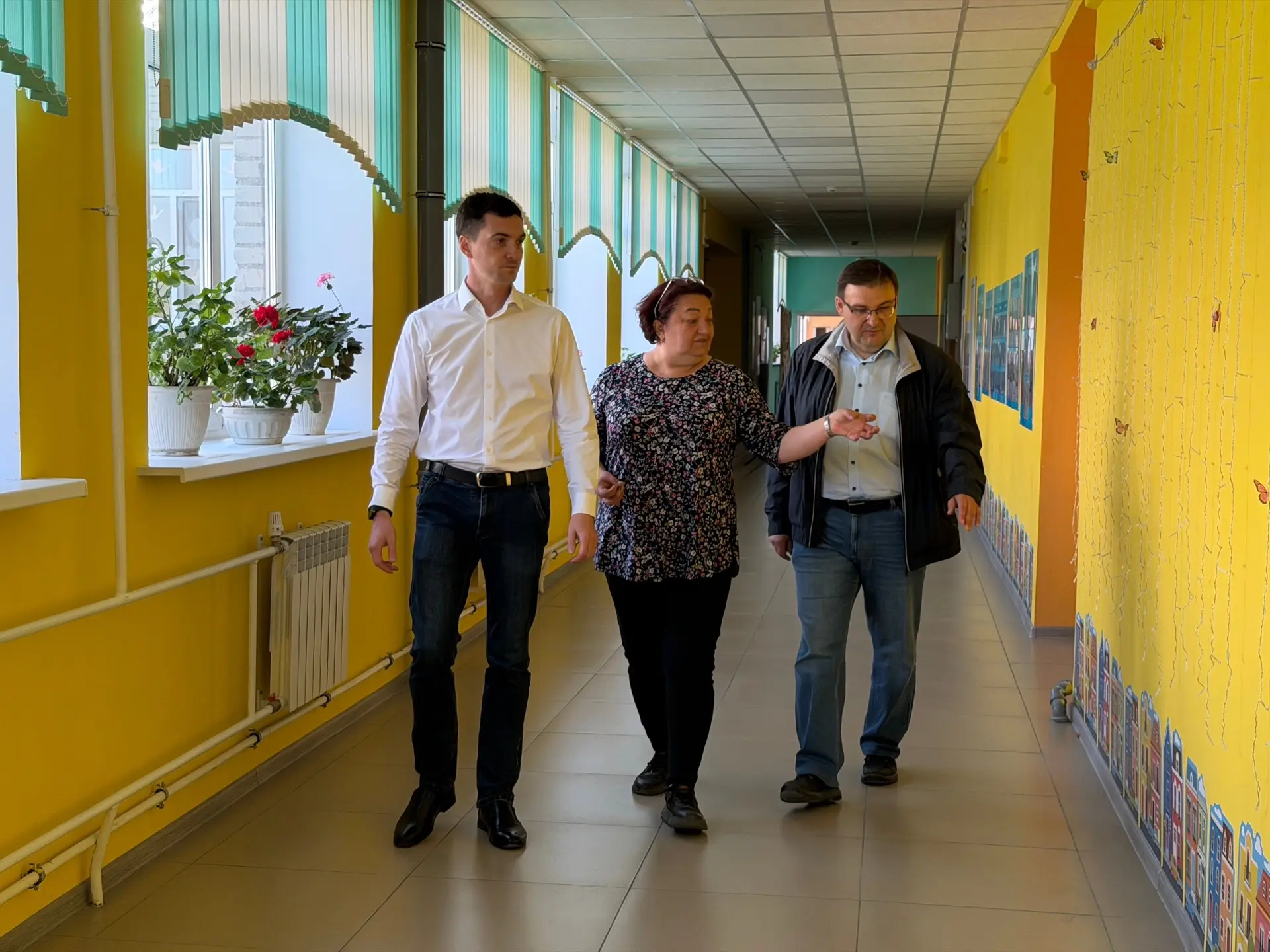 Побывали в школе села Мякса 🎓  В прошлом году здесь сделали капитальный ремонт: полностью обновили с