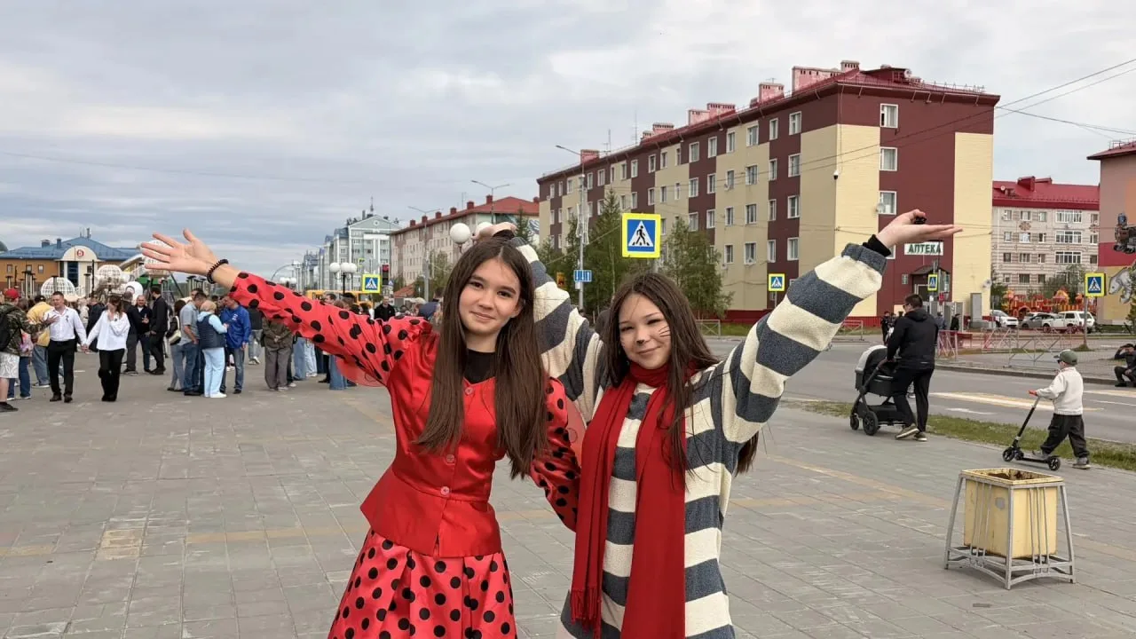 📸 Фоторепортаж с празднования Дня России в Салехарде

В центре города царит атмосфера единства, дру