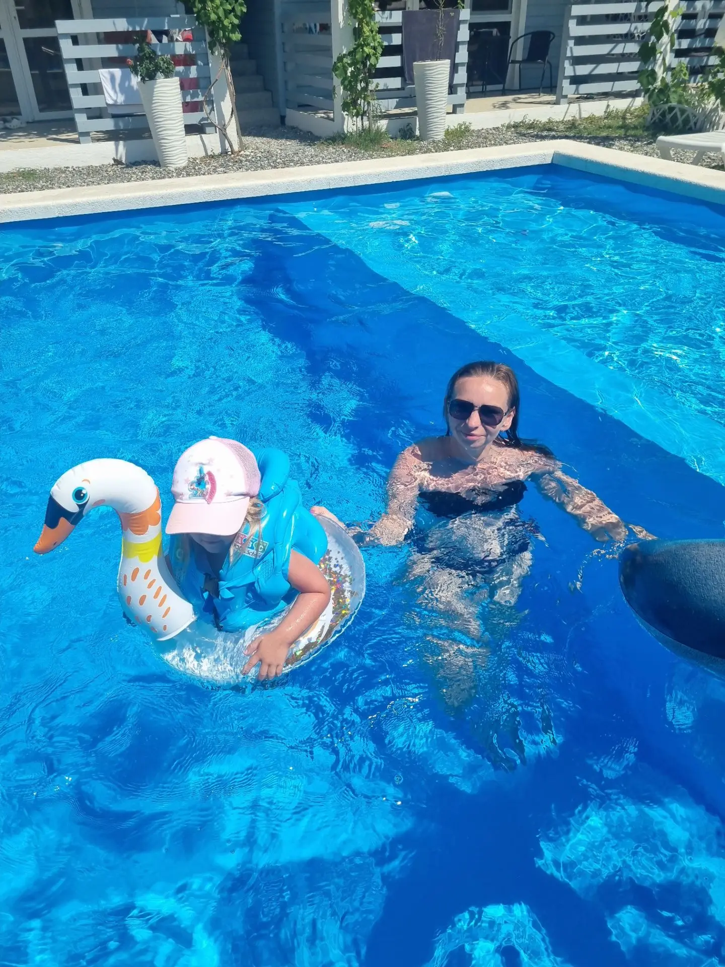 Видео