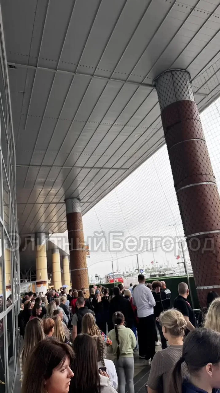 🔥 В Сити Молле произошло возгорание в Майбоксе, – сообщают очевидцы.