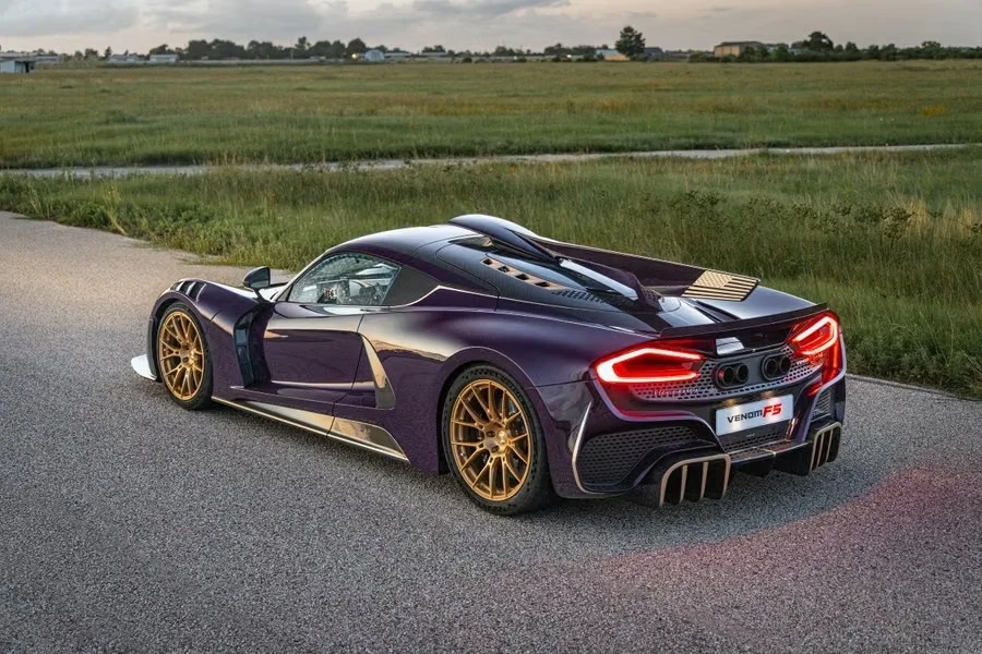 Hennessey покажет Venom F5-M Roadster с механической коробкой передач на Фестивале скорости в Гудвуд