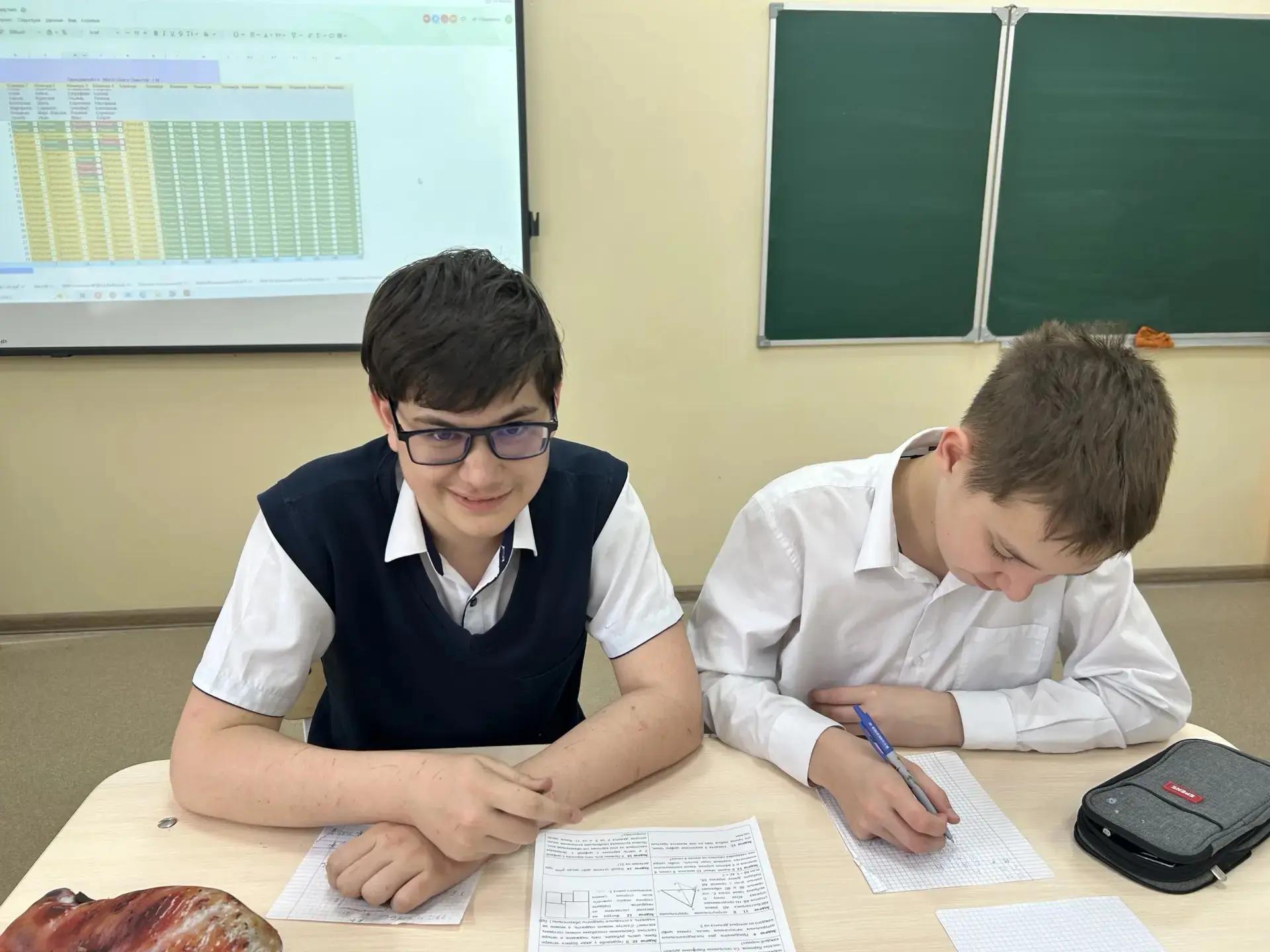 В рамках проекта «Математические классы Подмосковья» в 7М классе прошла игра «Математическая карусел