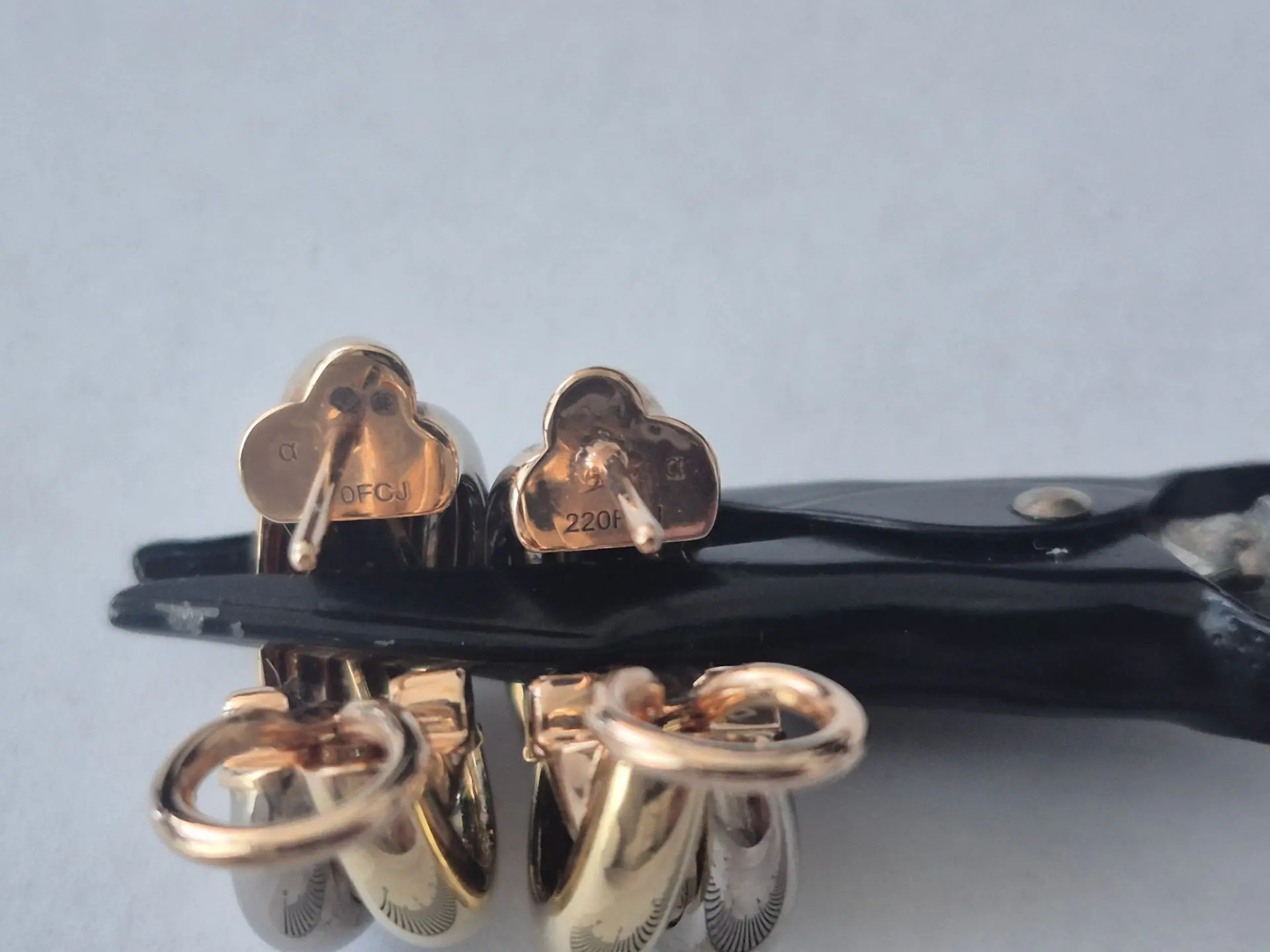 👻Сегодня пришлось  разочаровать потребителя, девушка приобрела Cartier и он оказался н...