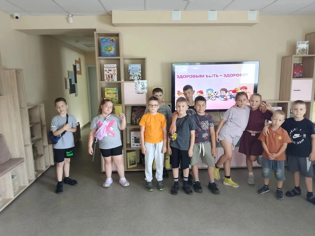 Сегодня ребята нашего лагеря посетили городскую библиотеку! 📚

Встреча прошла в рамках познавательн
