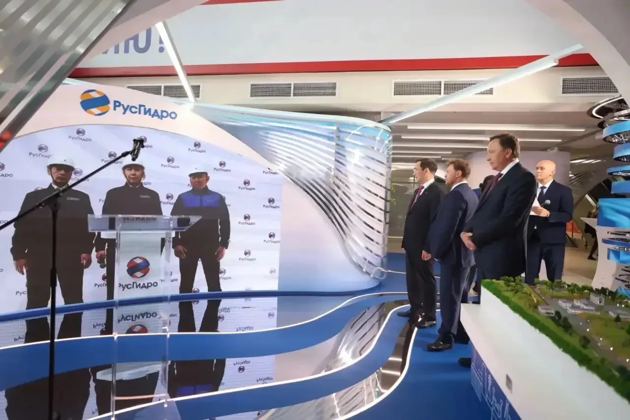 ⚡️ Одним из первых событий рабочей программы на Восточном экономическом форуме стал зап...