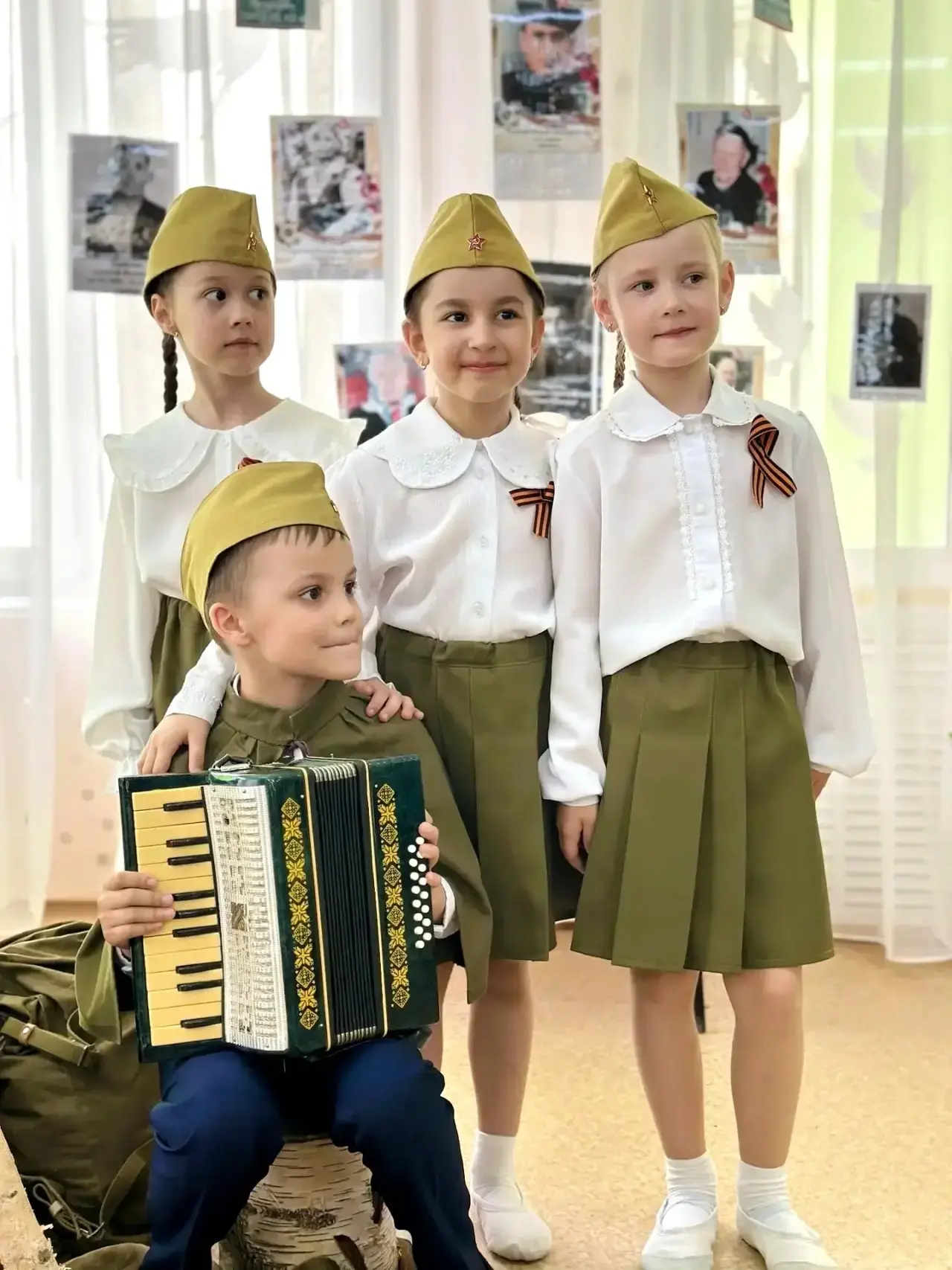 В группе «Аленушка» прошёл праздничный утренник, посвящённый Дню Победы 🇷🇺🕊️
