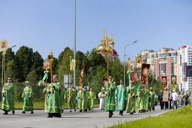 31 мая в Сургуте будет ограничено движение транспорта.  В рамках общегородского Крестного хода, посв