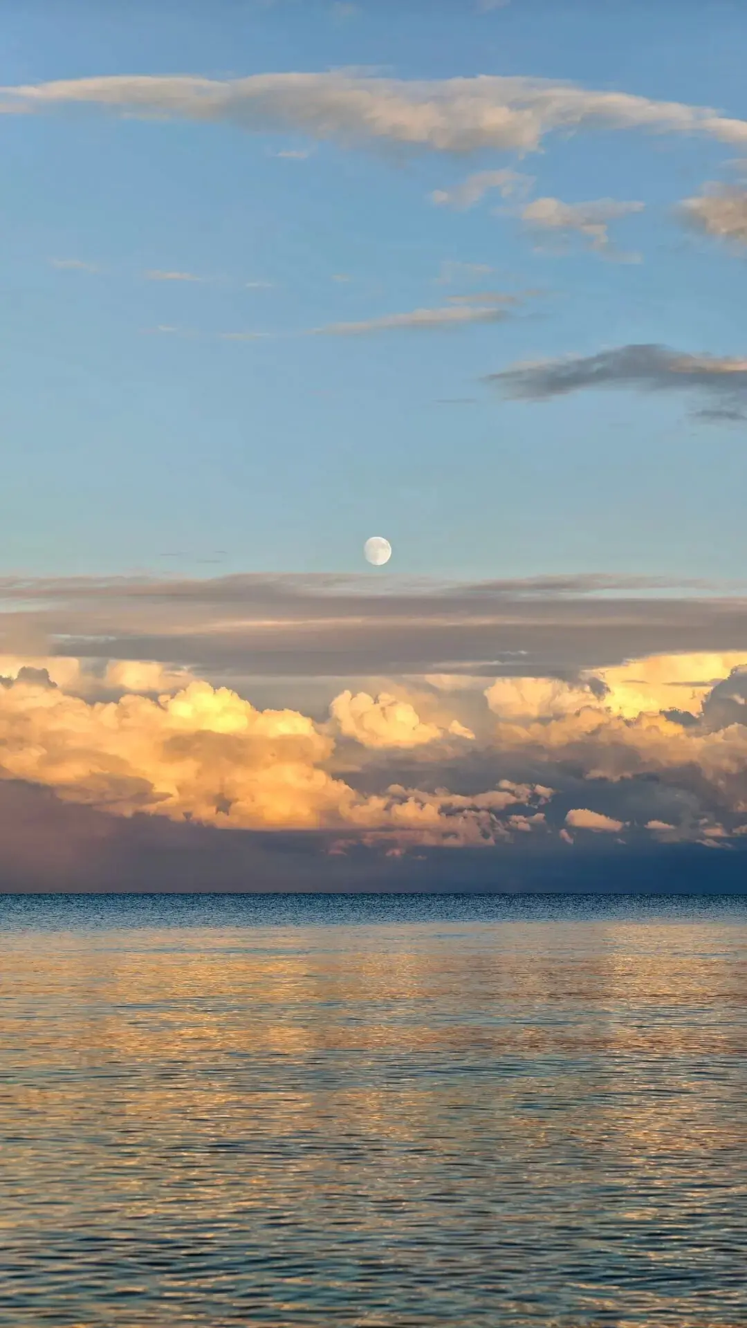 🌜️ Восхождение луны над Феодосийским заливом! 🌝