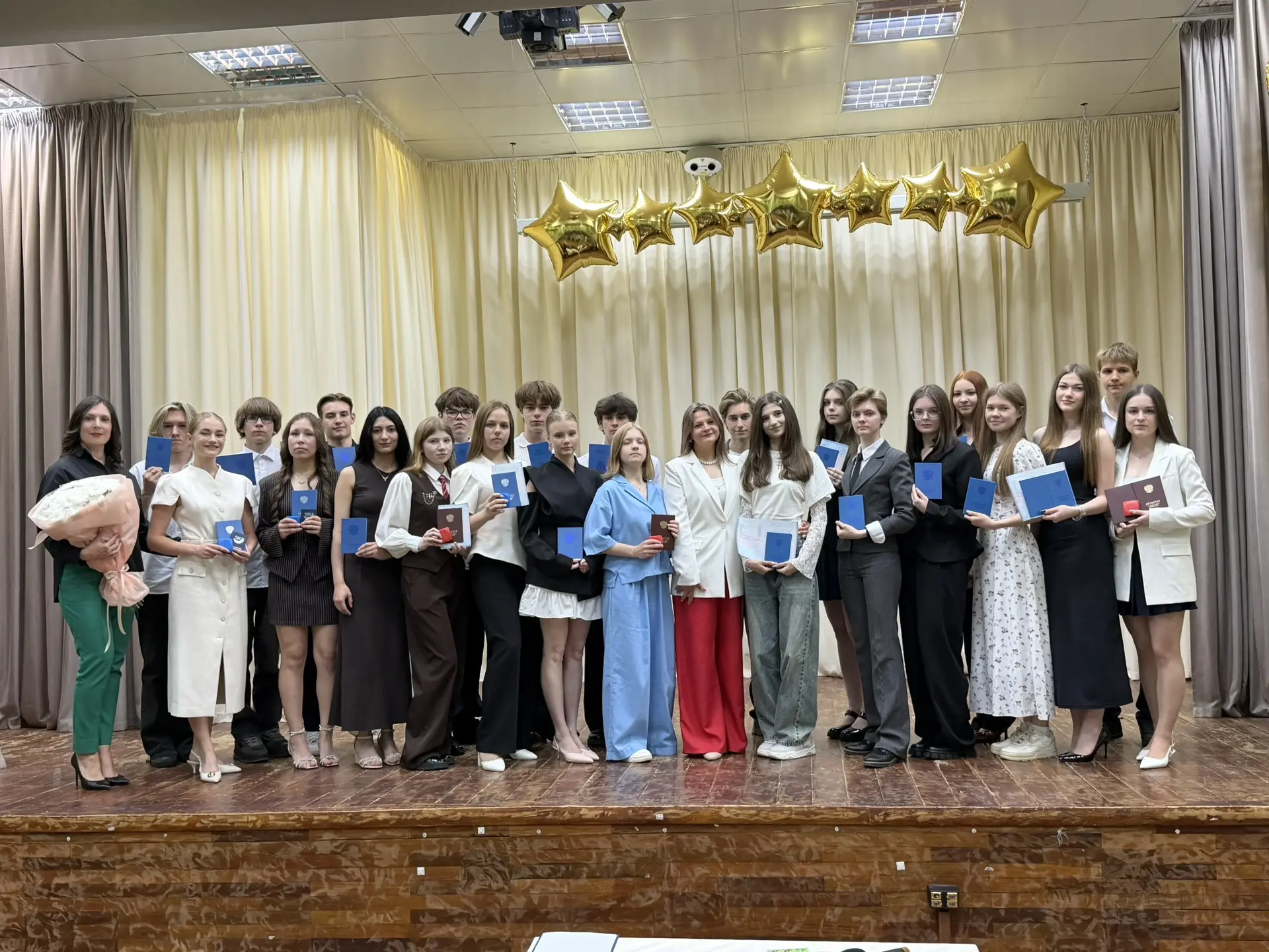 ✨30 июня стало особенным днем для выпускников 11 "А" класса. В этот день они собрались в стенах родн