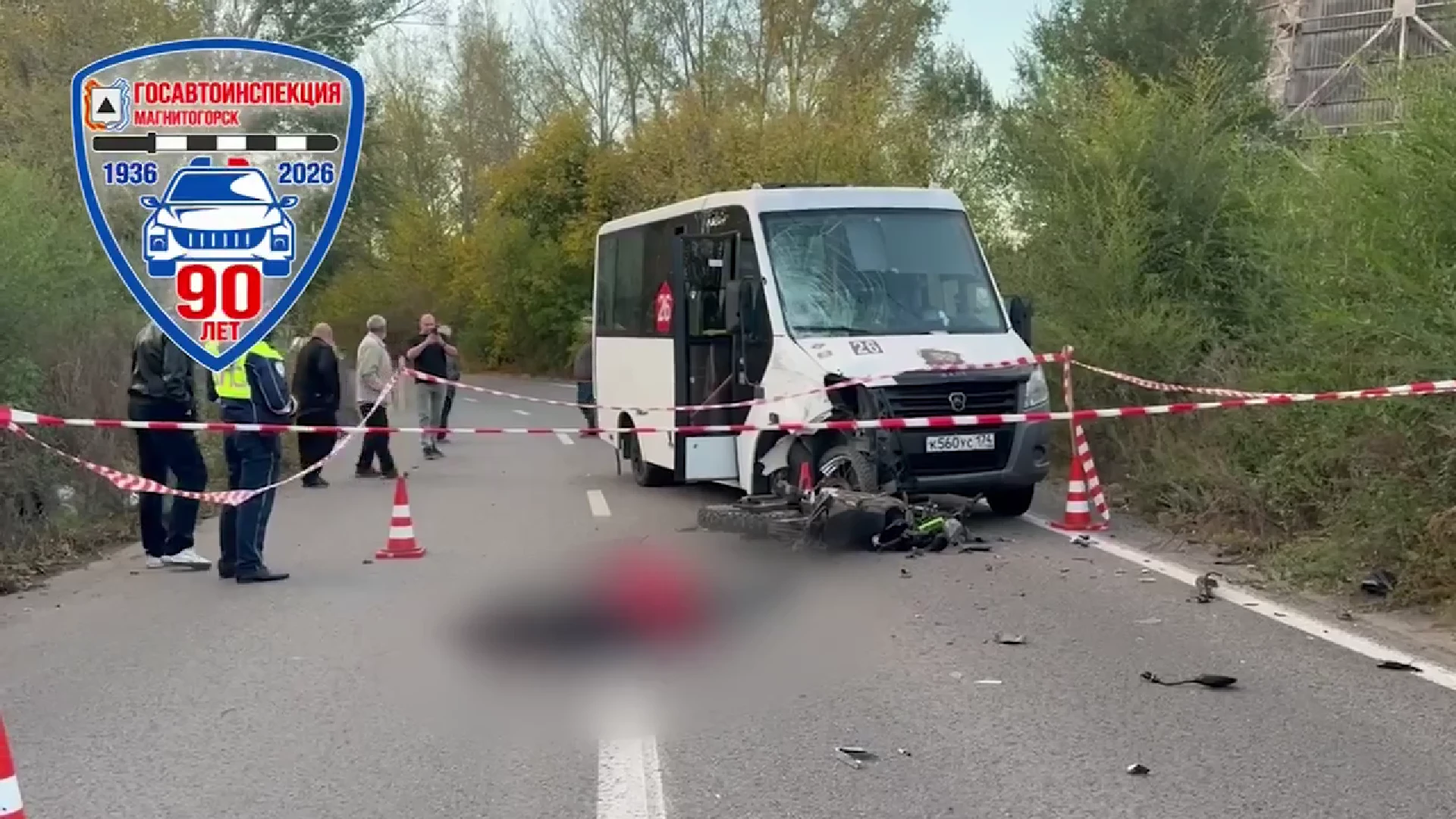 В Магнитогорске мотоцикл залетел под «Газель» — байкер скончался