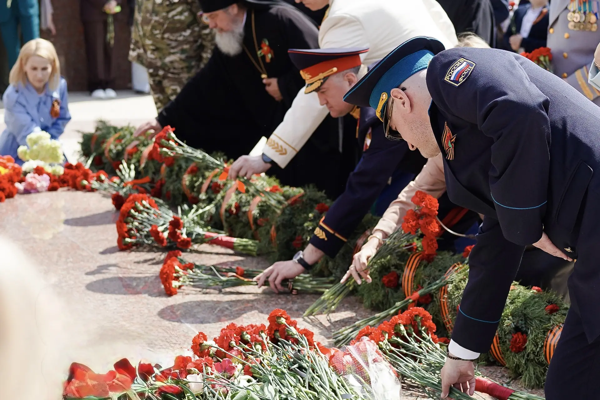 🕊 В День Великой Победы руководитель Управления ФССП России по Липецкой области Юрий П...