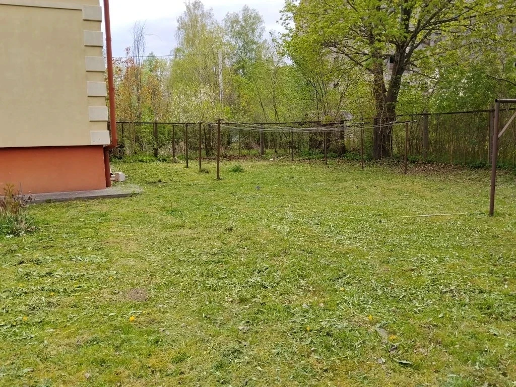 Окос придомовой территории Калининградская,68.