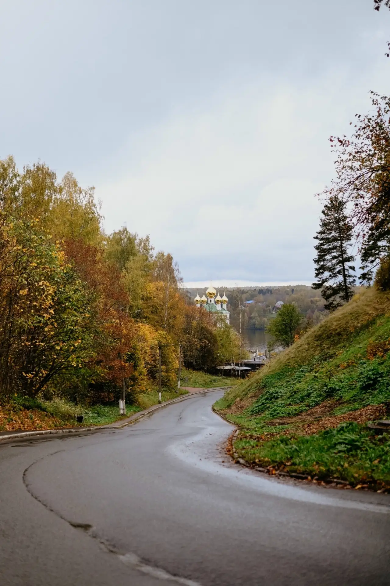 Хмурый осенний #Плёс 🍂