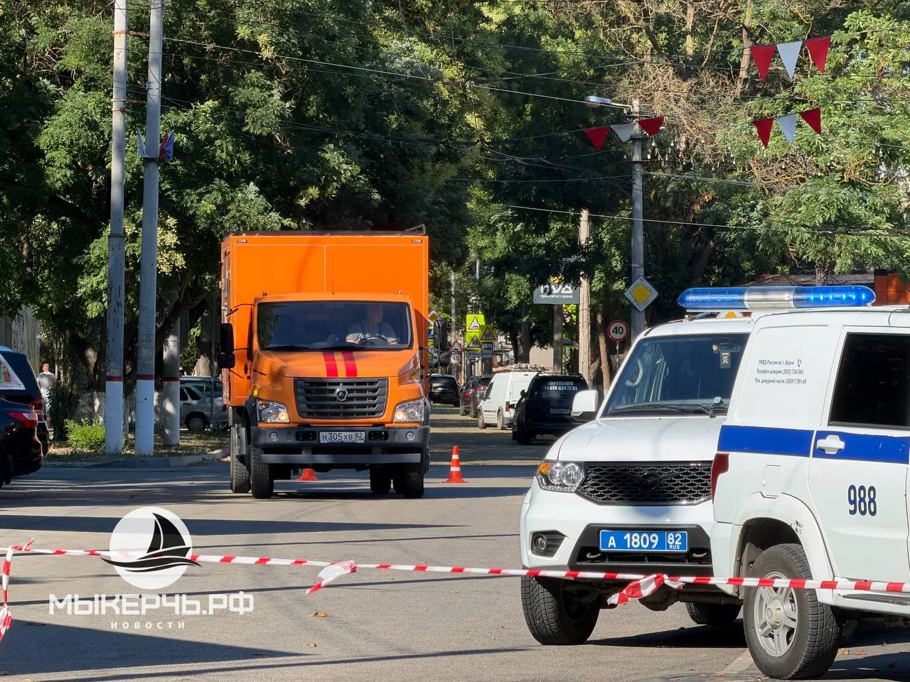 ⚡️В Керчи все живы: в городе ликвидируют последствия атаки 

Банд-формирования Украины днём предприн