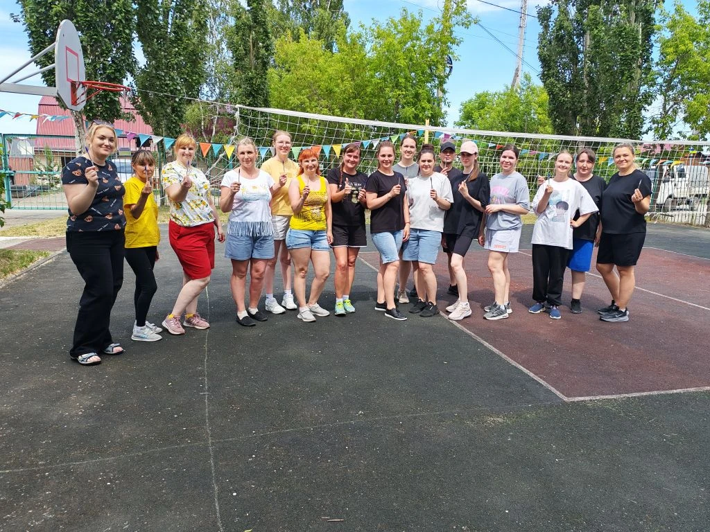 🏐4 июня, в рамках XVII Малых летних Олимпийских игр, на спортивной площадке нашего дет...