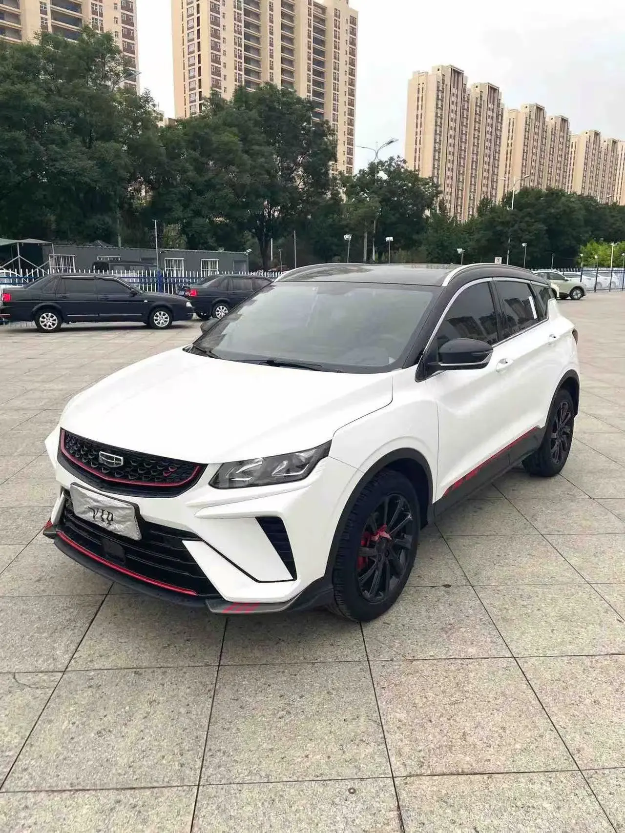 Geely Coolray 

ХАРАКТЕРИСТИКИ:
↪️Период выпуска: 2022.09
↪️Тип привода: передний 
↪️Пробег: 51 000к