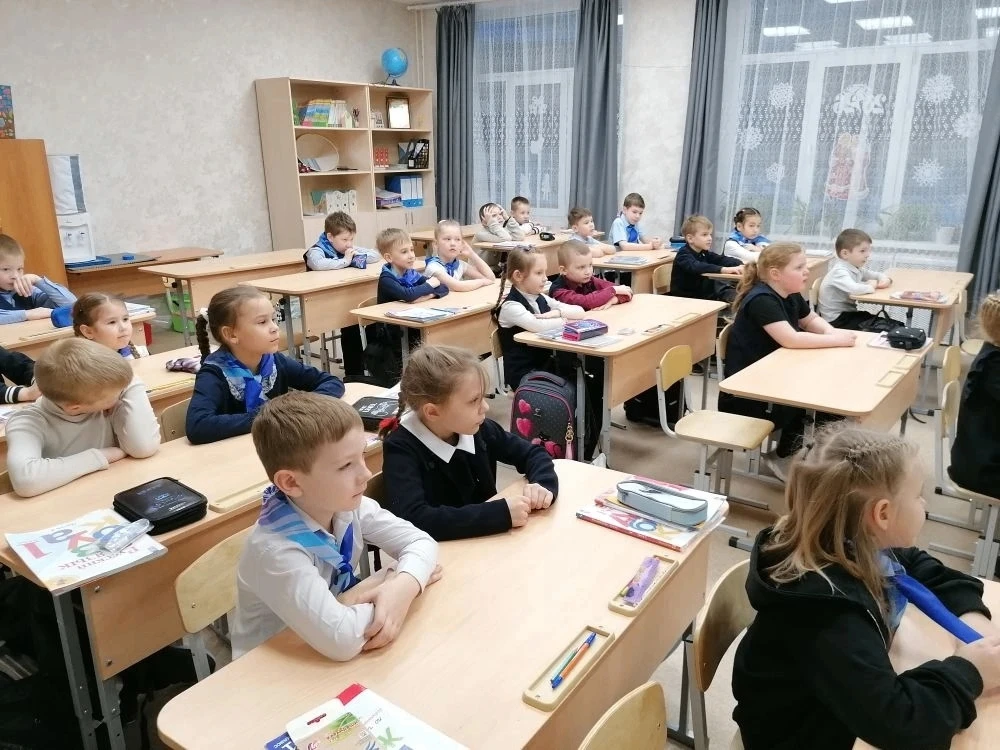 ❤️ Орлята узнали как стать настоящим добровольцем    На днях наставники «Орлят» провели заключительн