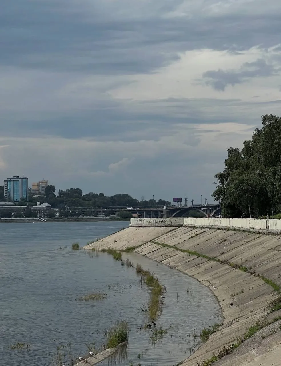 Доброе утро, Иркутяне! 🌇

Погодка на вторник: 

Утром +20°
Днём  +25°
Вечером +24°
Ночью +19°
Ветер