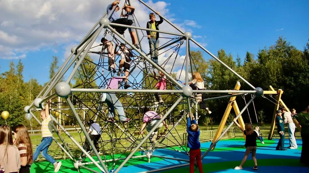 🚀 В Ногинске открыли космическую площадку для детей спасателей МЧС!