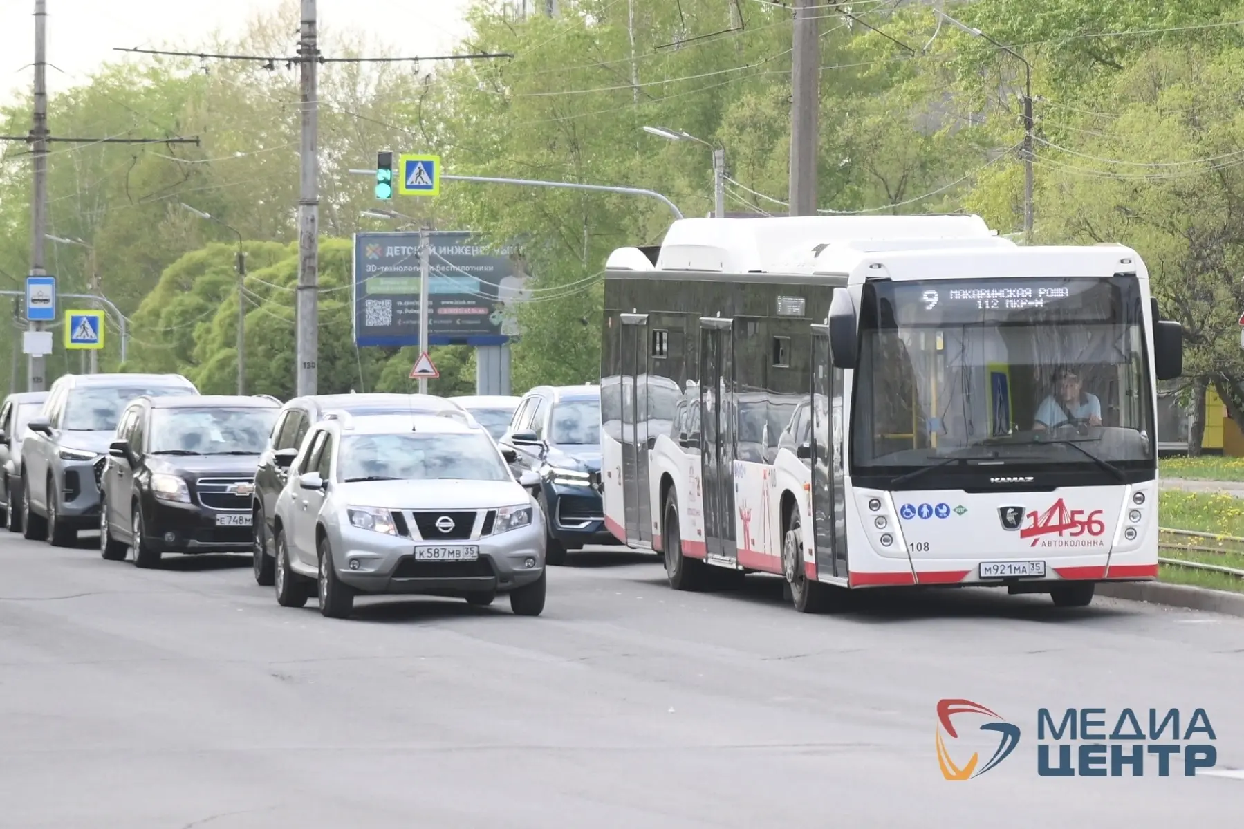 На маршрут вышла ранняя 9-ка - теперь первый автобус отправляется в 6.30