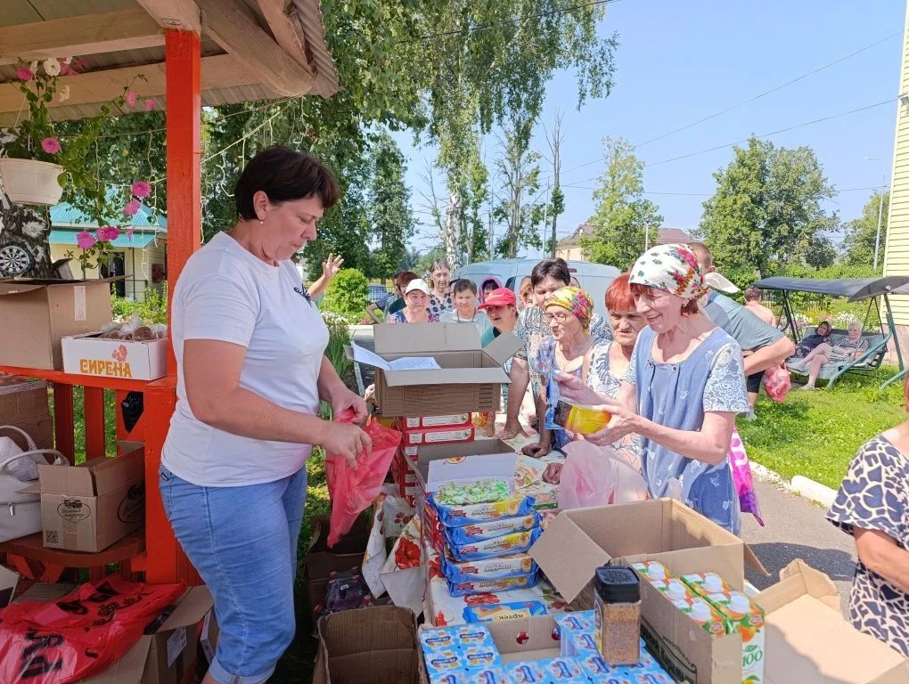 К нам, в Улу-Телякский дом социального обслуживания, приезжал мобильный магазин — и это стало малень