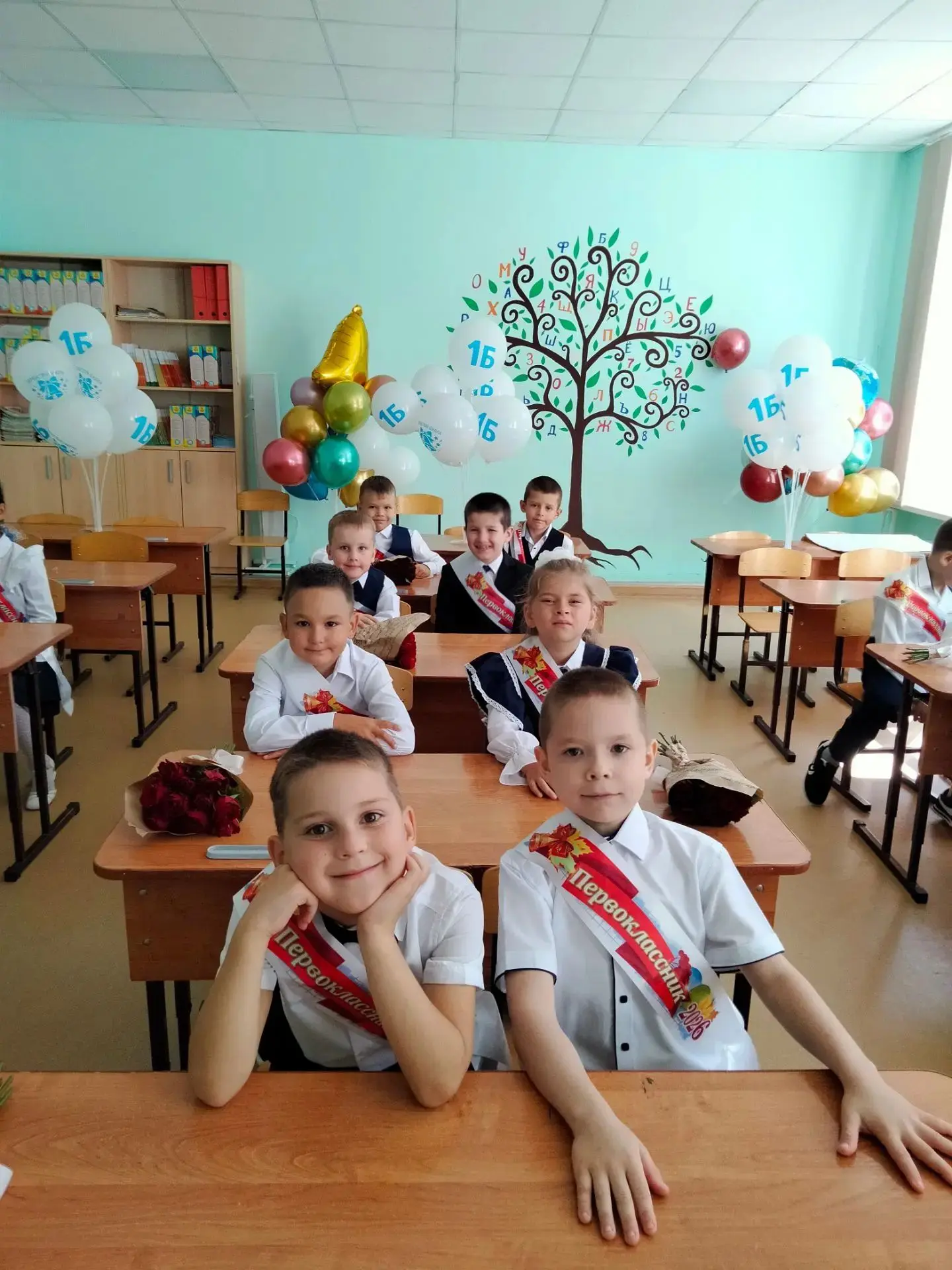 1 сентября 2026 года во всех классах состоялись праздничные классные часы, приуроченные...