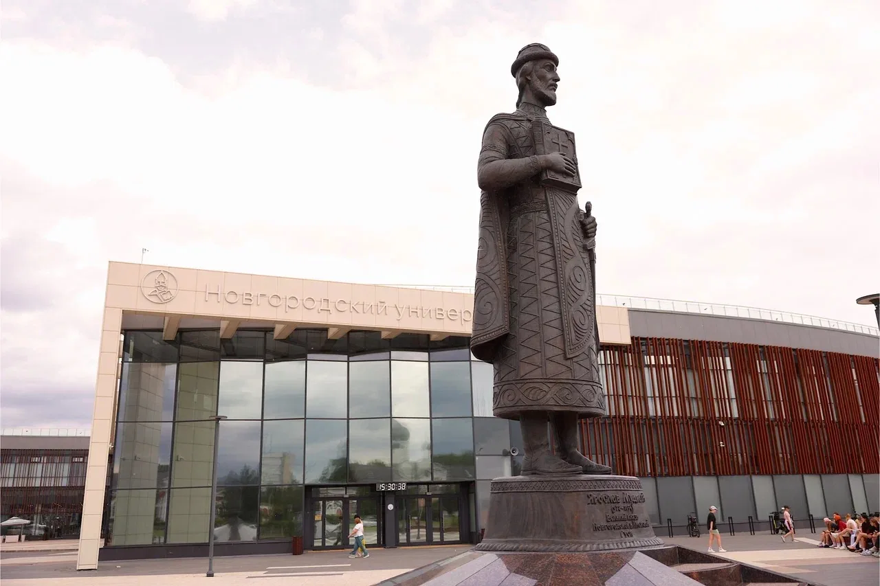 Наш визит в Новгородский государственный университет показал: будущее создается здесь и сейчас. 

Ин