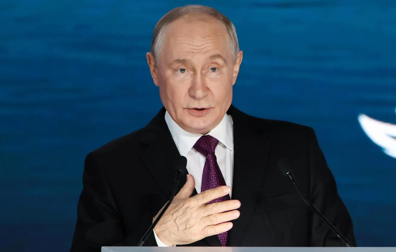 Повышенные выплаты при рождении третьего ребёнка будут продлены до 2030 года