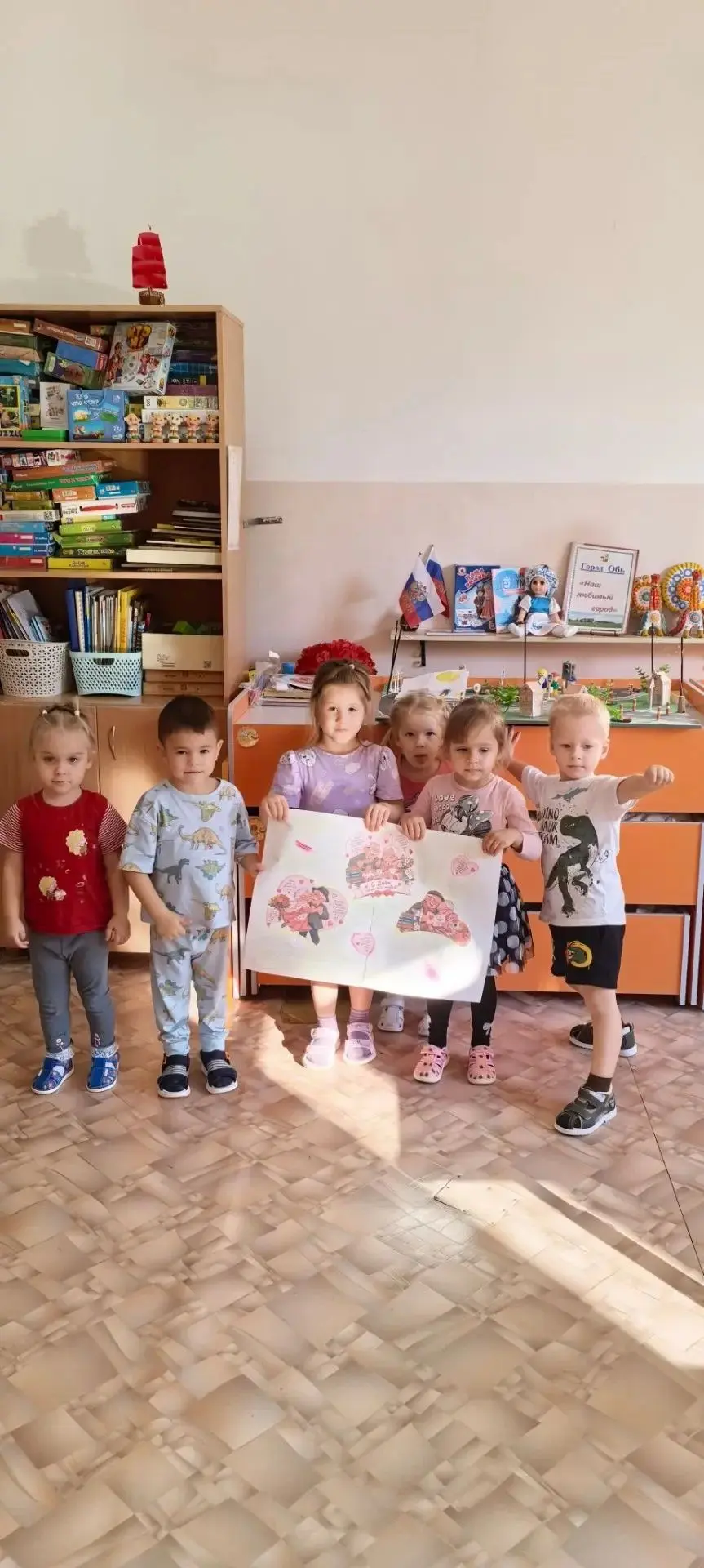 Поздравляем с Международным днём пожилого человека!