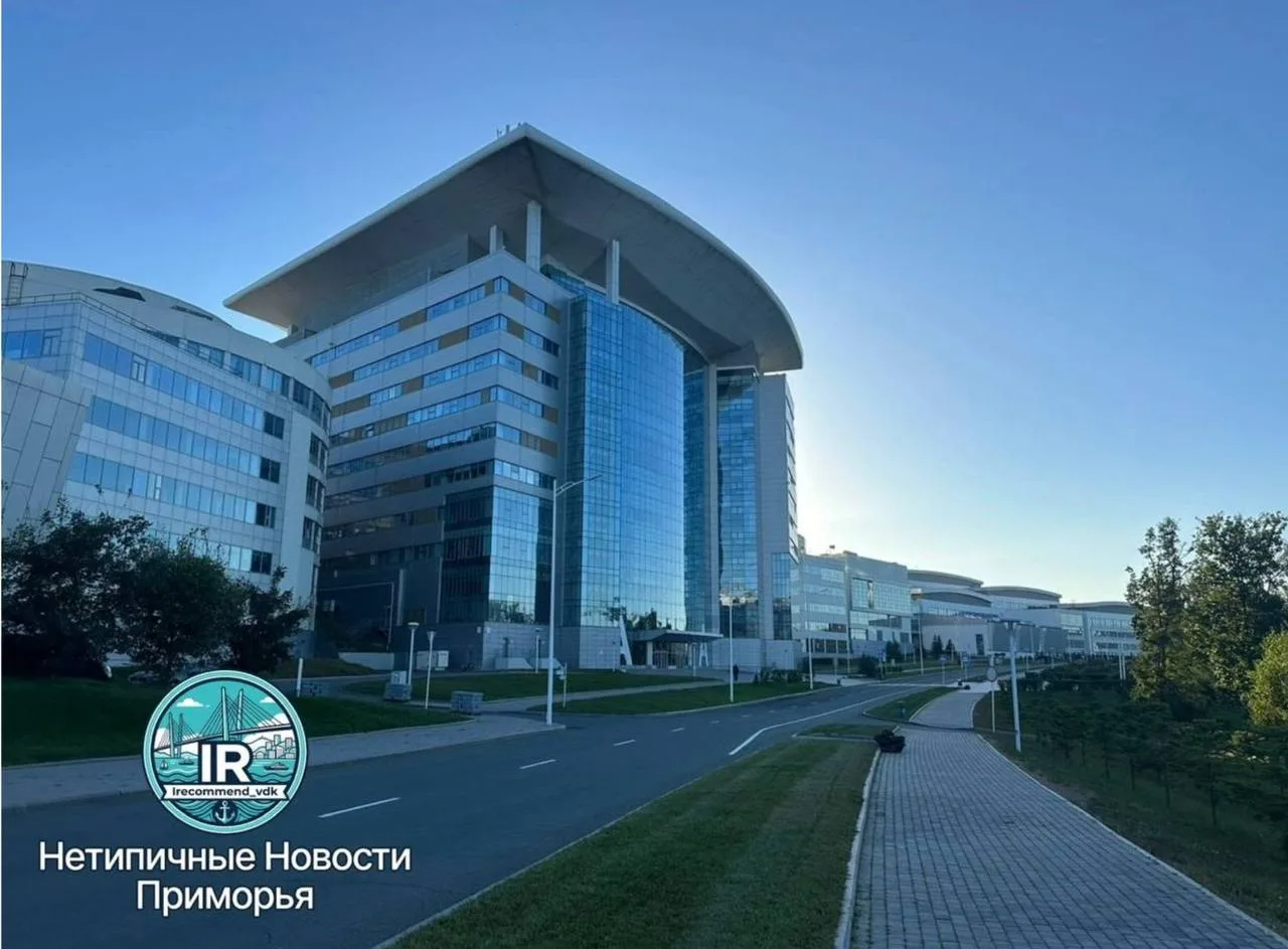 💧 Корпуса ДВФУ на Русском живут без горячей воды