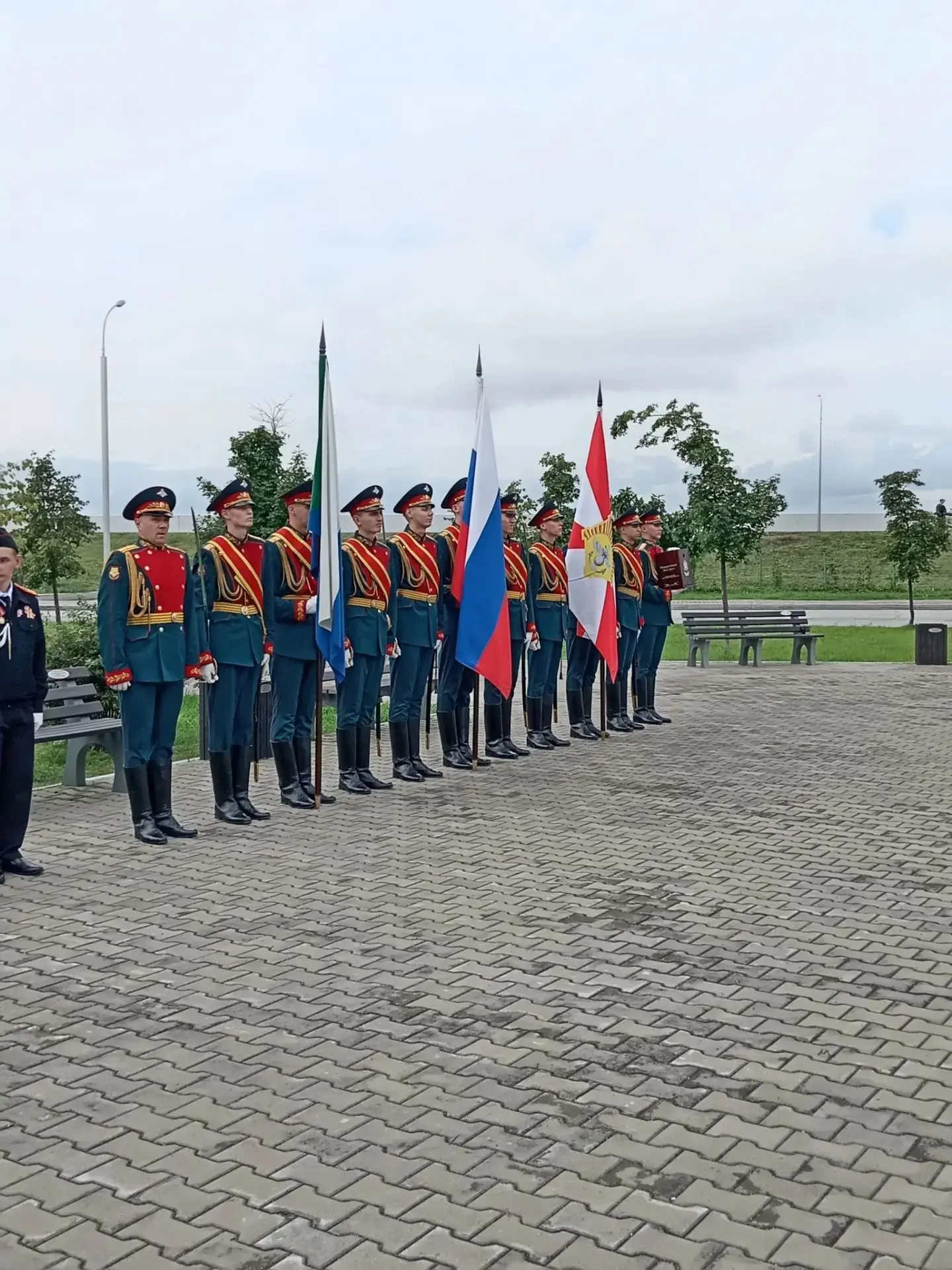 Сегодня, 3 сентября, учащиеся 6Б, 7А, 7Б, 7В, 7Г, 8А, 8Б, 8Г и 9Б классов стали участни...