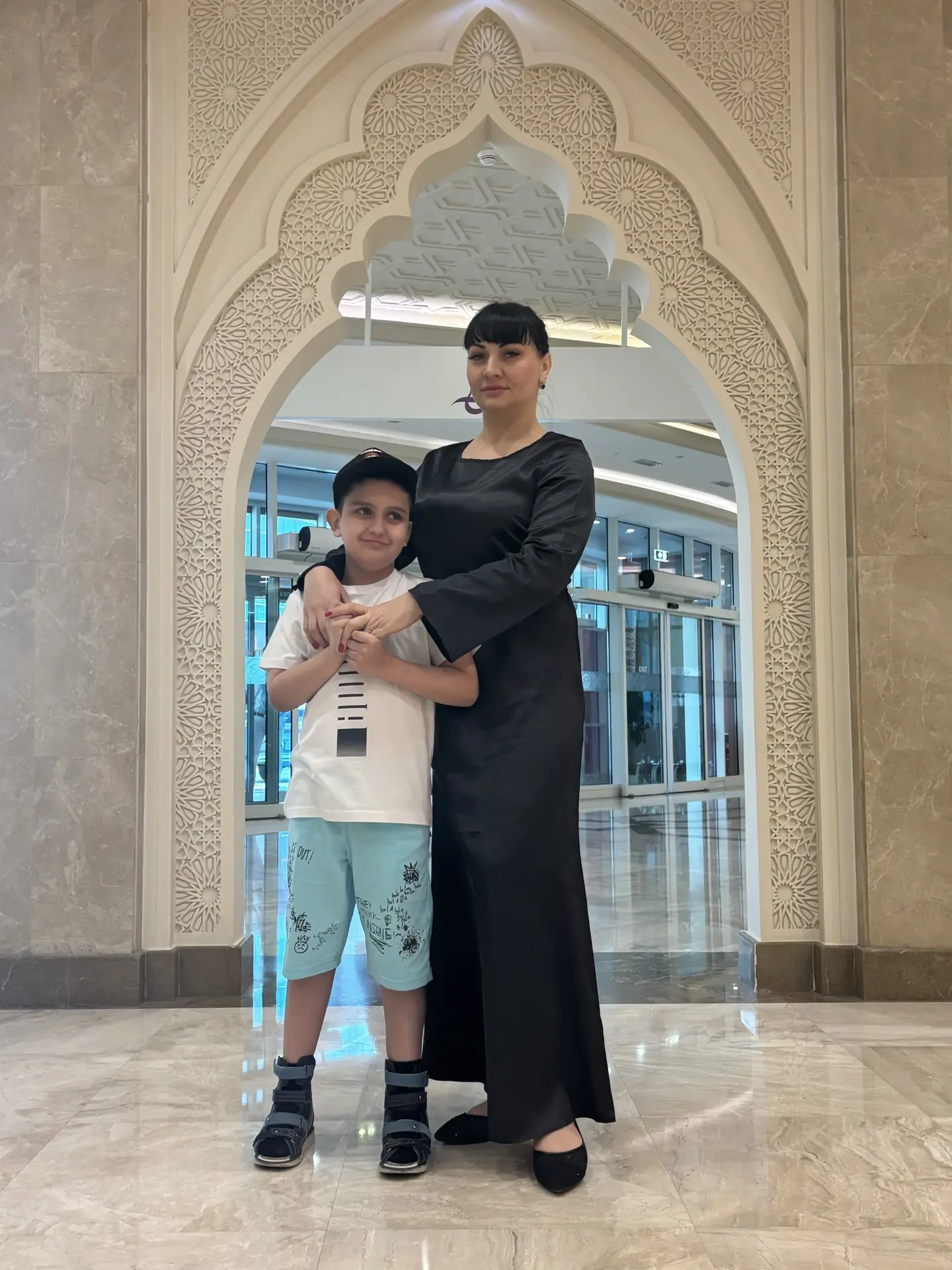 Гараев Тимур в клинике «Бурджил», в Абу-Даби! 🇦🇪🏥

Благодаря участию неравнодушных людей Тимур в 