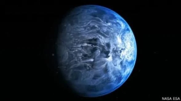 🌌 Во Вселенной есть место, где идёт стеклянный дождь