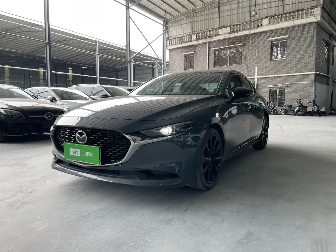 ✅Mazda3 Axela 2022 2.0L Automatic Premium Obsidian Edition