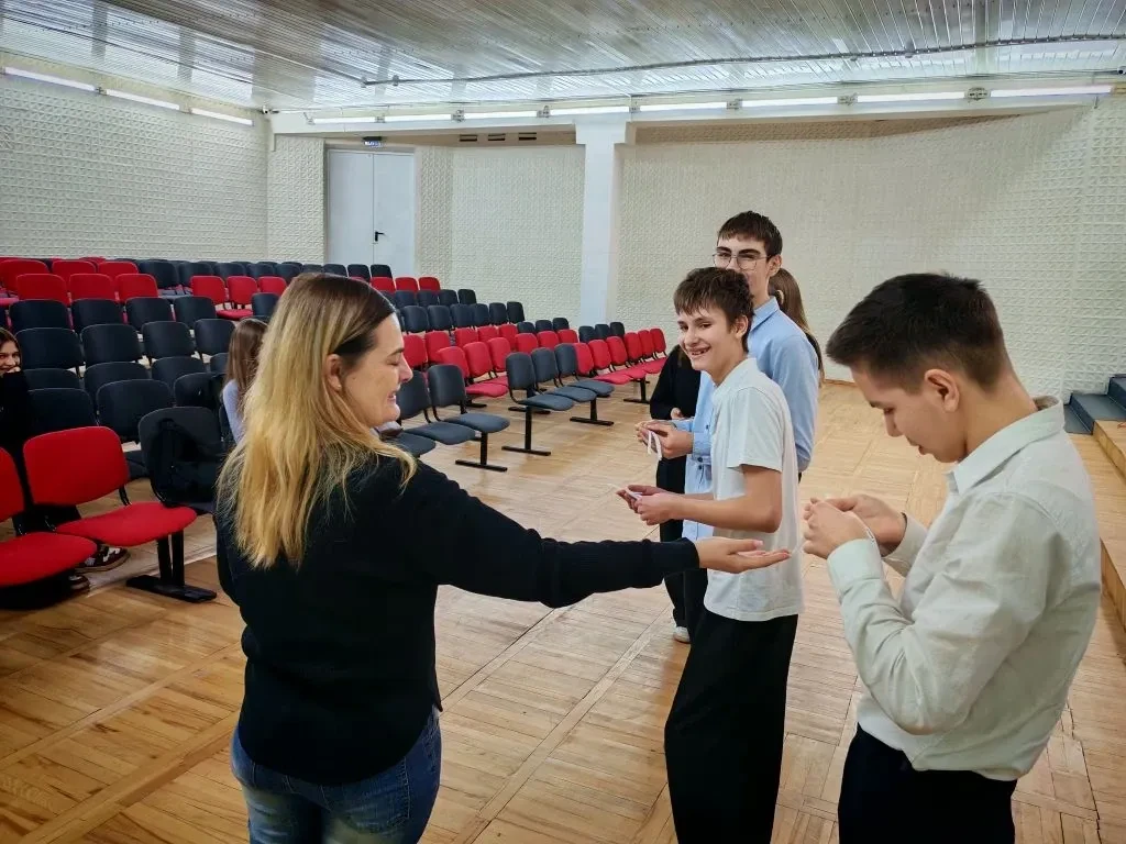 В марте прошла серия профилактических тренингов от ГБУ РО "Наркологический диспансер" для учащихся 7