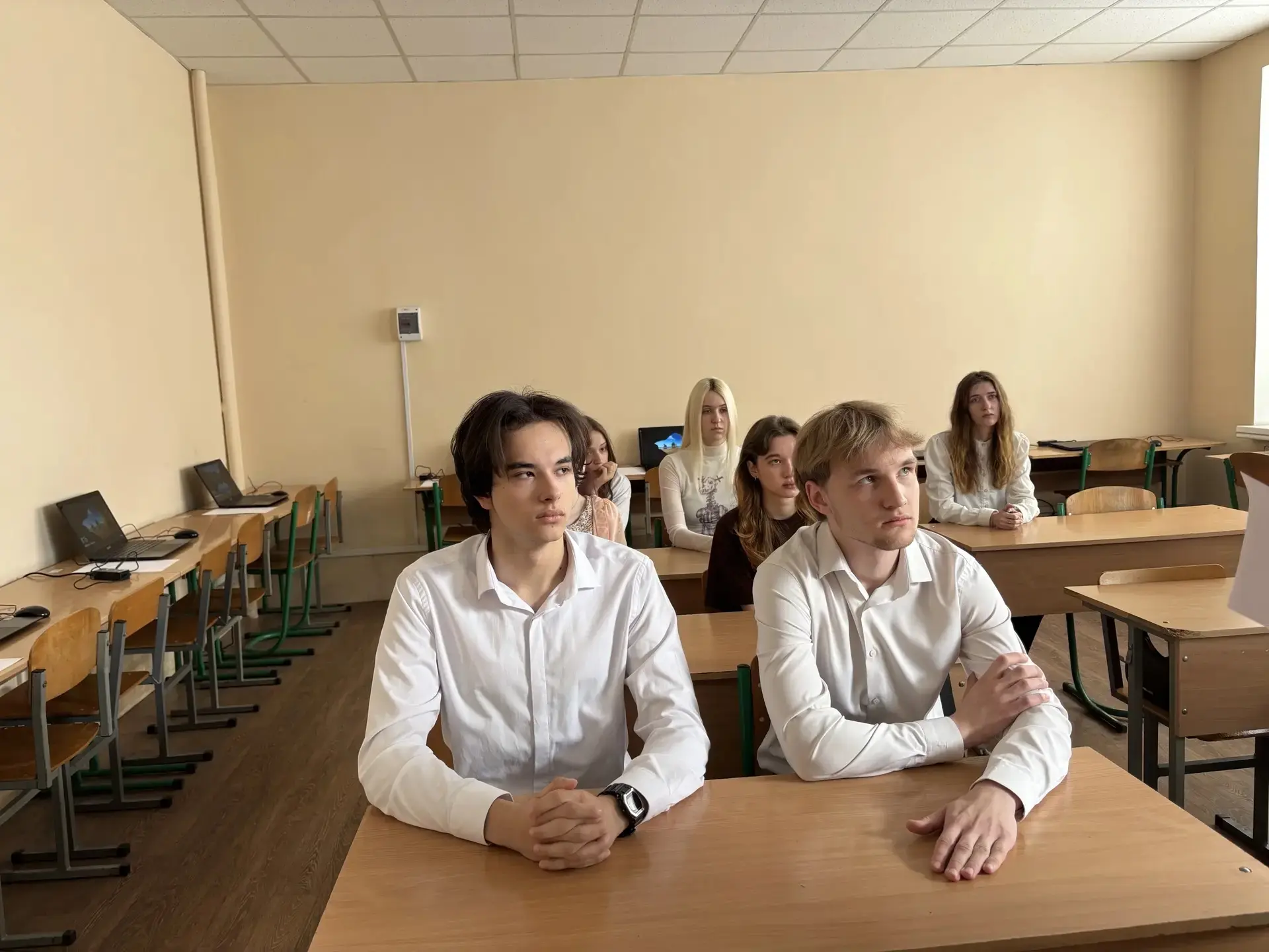 3 июня 2026г. выпускники специальности «Банковское дело» успешно сдали демонстрационный экзамен.

Он