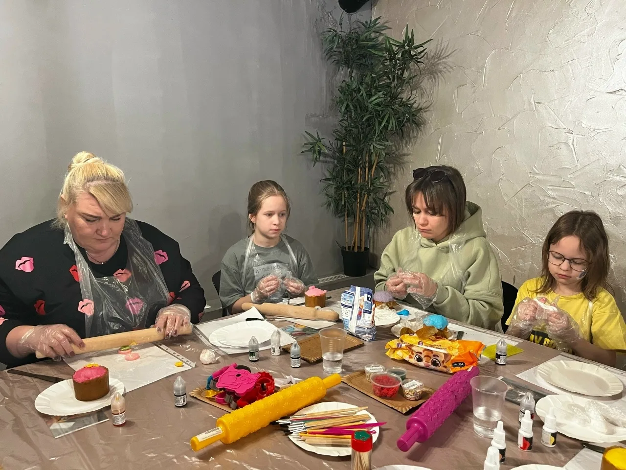 Выездной мастер-класс по лепке из сахарной мастики - в выходные в Экстримлэнде. Как инт...