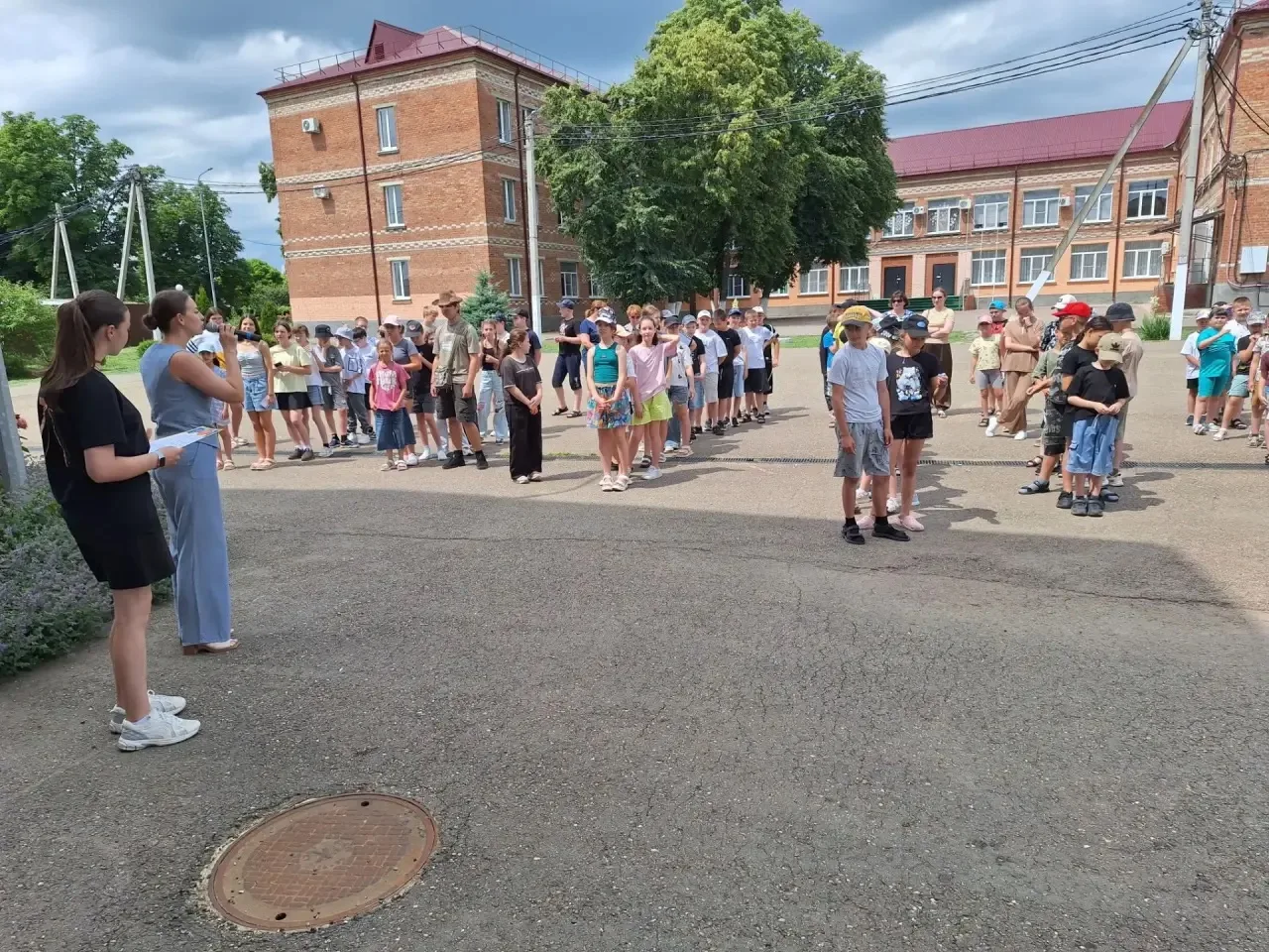 🎬 15 день: Вот и всё... Последний аккорд нашей смены 🎬

Две недели пролетели как один миг.Мы собра