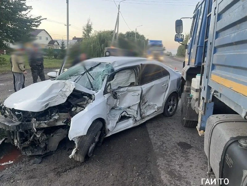 Под Тамбовом на 15-м километре трассы Тамбов — Шацк произошло ДТП с участием легкового ...