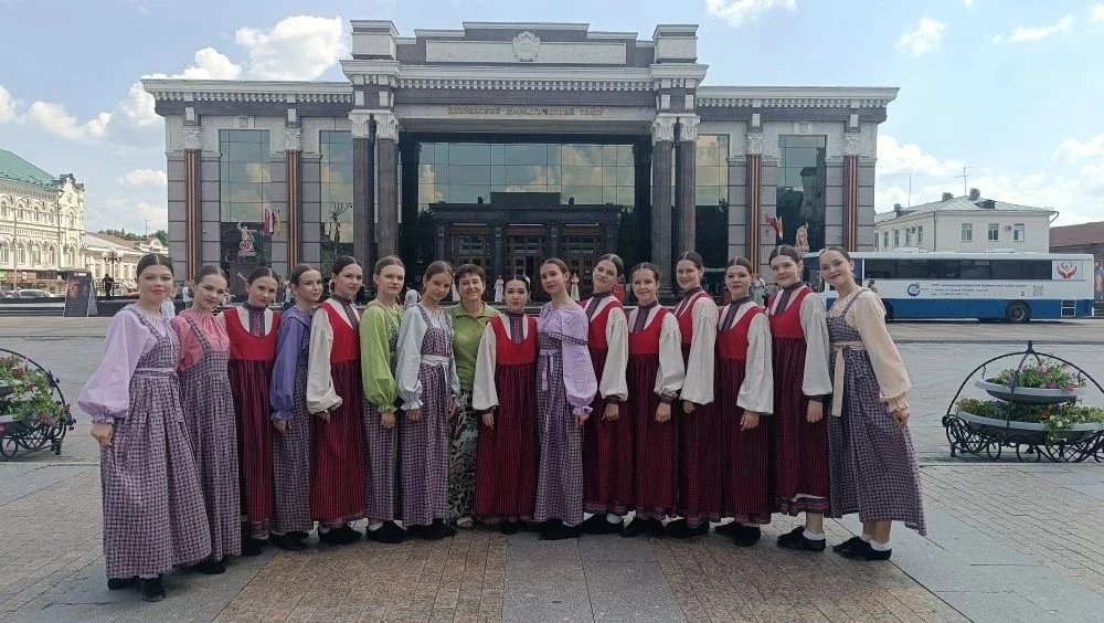🩸👥 Донорство объединяет нас! Под таким девизом на Театральной площади столицы Сурского края прошли