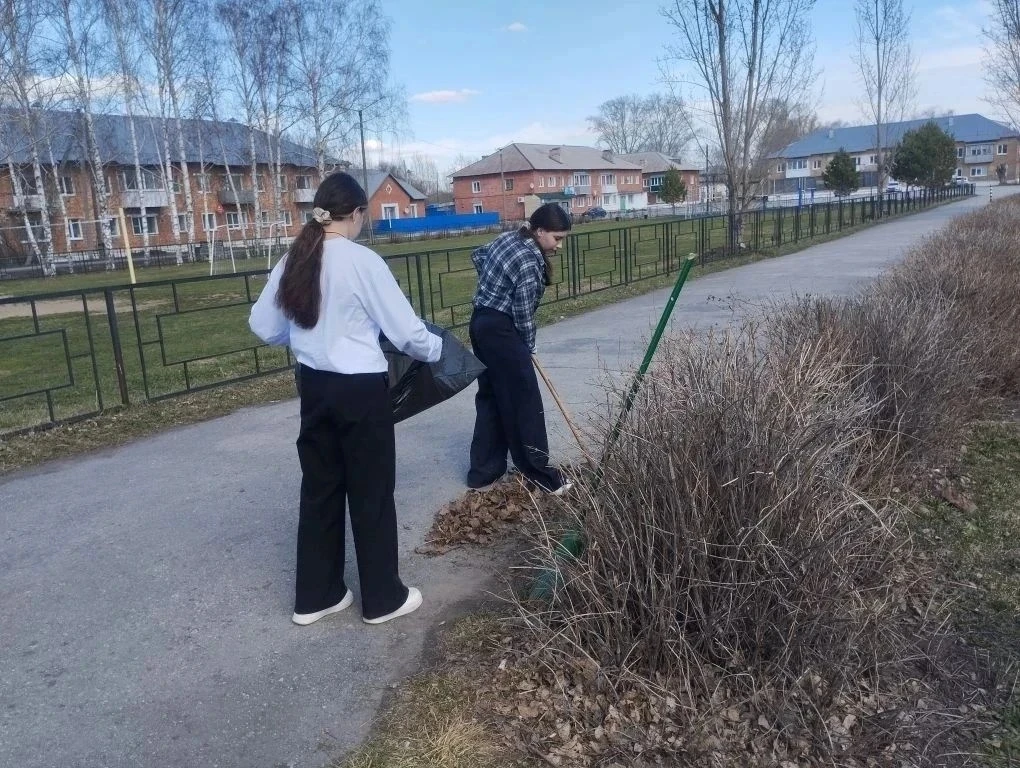 Продолжается набор на трудоустройство несовершеннолетних подростков в возрасте с 14 по ...